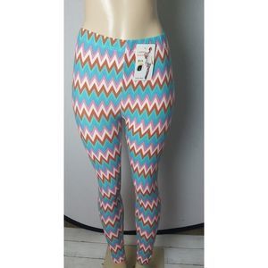 NWT Colorful Fashion Legging Size M/L Style 3